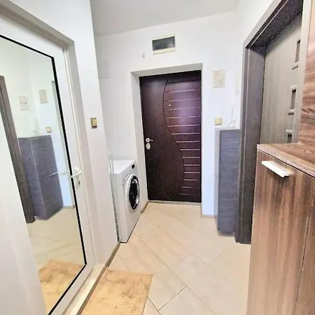 Flat 85 - 85 Inches Tv Apartment Varna