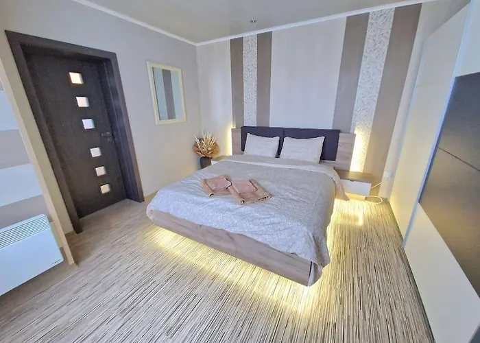 Appartamento Flat 85 - 85 Inches Tv Varna