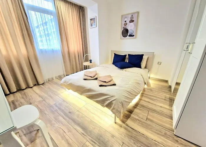 Appartamento Flat 85 - 85 Inches Tv